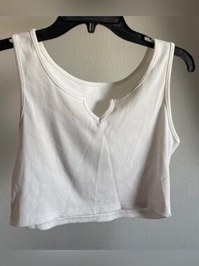 Romwe cropped white tank top